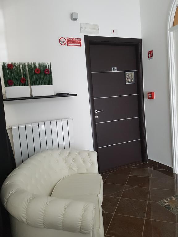 Hotel Ascot Caianello Ngoại thất bức ảnh