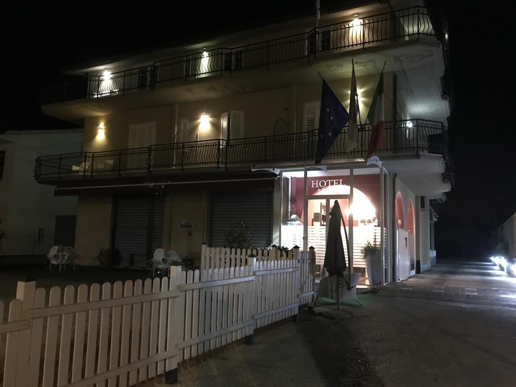 Hotel Ascot Caianello Ngoại thất bức ảnh